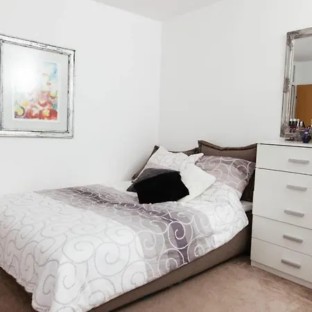 Διαμέρισμα Big With Excellent Location In *